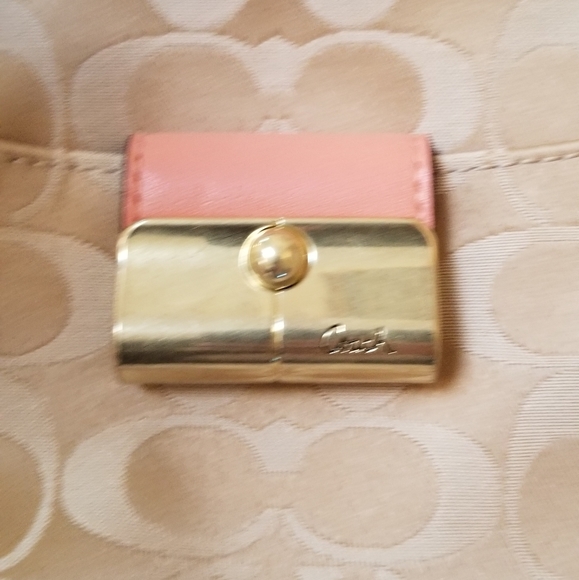 Coach purse - Picture 4 of 8